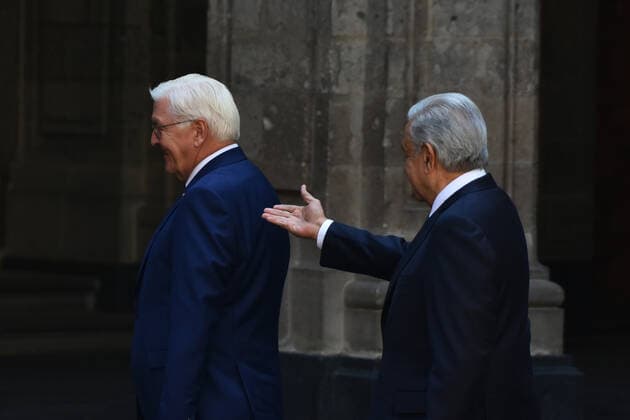 September 20, 2022, Mexico City, Mexico: President of the Federal Republic of Germany Frank-Walter Steinmeier and Mexico s President Andres Manuel Lopez Obrador during the welcoming ceremony before to the Germany-Mexico bilateral meeting as part of Frank-Walter Steinmeier s Working Visit to Mexico at the National Palace. on September 20, 2022 in Mexico City, Mexico. Mexico City Mexico - ZUMAe321 20220920_zia_e321_007 Copyright: xCarlosxTischlerxEyepixxGroupx