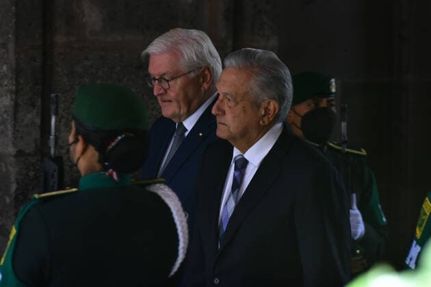 September 20, 2022, Mexico City, Mexico: President of the Federal Republic of Germany Frank-Walter Steinmeier and Mexico s President Andres Manuel Lopez Obrador during the welcoming ceremony before to the Germany-Mexico bilateral meeting as part of Frank-Walter Steinmeier s Working Visit to Mexico at the National Palace. on September 20, 2022 in Mexico City, Mexico. Mexico City Mexico - ZUMAe321 20220920_zia_e321_009 Copyright: xCarlosxTischlerxEyepixxGroupx