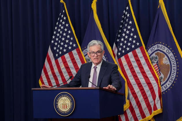 News Themen der Woche KW38 News Bilder des Tages (220922) -- WASHINGTON, Sept. 22, 2022 -- U.S. Federal Reserve Chair Jerome Powell attends a press conference in Washington, D.C., the United States, on Sept. 21, 2022. The U.S. Federal Reserve on Wednesday enacted the third consecutive three-quarter-point rate hike, as it continues to ramp up its fight against surging inflation. The Federal Open Market Committee (FOMC), the Fed s policy-setting body, decided to raise the target range for the federal funds rate to 3 to 3.25 percent and anticipates that ongoing increases in the target range will be appropriate, the Fed said in a statement after a two-day policy meeting. (Photo by Xinhua) U.S.-WASHINGTON, D.C.-FED-RATE-HIKE AlexanderxNorton 