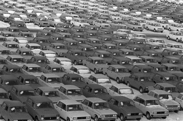 AvtoVAZ Soviet automobile manufacturer 8232477 01.07.1983 Volga carmaking association AvtoVAZ (now AvtoVAZ company). Finished products. Andrew Toliaty Samara Region Russia  Copyright: xAndrewx