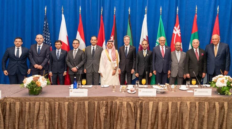 New York, Golf-Kooperationsrat-Treffen September 23, 2022, New York City, NY, United States: U.S. Secretary of State Tony Blinken, center, poses with the Foreign Ministers of the Gulf Cooperation Council Nations, on the sidelines of the 77th Session of the U.N General Assembly, September 23, 2022, in New York City. New York City United States - ZUMAp138 20220923_zaa_p138_019 Copyright: xRonxPrzysucha StatexDepartmentx