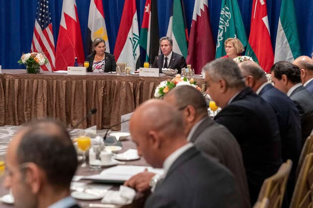 New York, Golf-Kooperationsrat-Treffen September 23, 2022, New York City, NY, United States: U.S. Secretary of State Tony Blinken, center, hosts a working breakfast with the Foreign Ministers of the Gulf Cooperation Council Nations, Egypt, Iraq, Jordan, and Yemen, on the sidelines of the 77th Session of the U.N General Assembly, September 23, 2022, in New York City. New York City United States - ZUMAp138 20220923_zaa_p138_012 Copyright: xRonxPrzysucha StatexDepartmentx