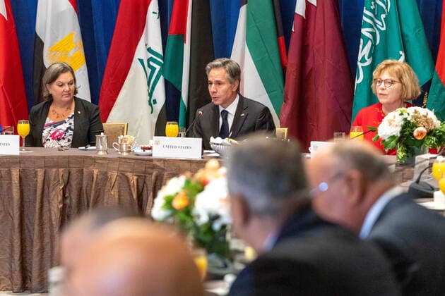 New York, Golf-Kooperationsrat-Treffen September 23, 2022, New York City, NY, United States: U.S. Secretary of State Tony Blinken, center, hosts a working breakfast with the Foreign Ministers of the Gulf Cooperation Council Nations, Egypt, Iraq, Jordan, and Yemen, on the sidelines of the 77th Session of the U.N General Assembly, September 23, 2022, in New York City. New York City United States - ZUMAp138 20220923_zaa_p138_011 Copyright: xRonxPrzysucha StatexDepartmentx