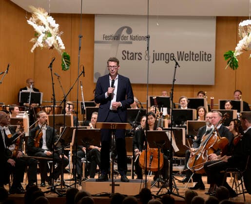 23 09 2022, International Classical Music Festival Festival of Nations 2022 at the Kurhaus Bad Wörishofen in Unterallgäu, opening concert with Emmanuel Tjeknavorian, violin conductor of the Vienna Symphony Markus Blume, MdL, State Minister for Science and the Arts gives the opening speech 23 09 2022, Classical Music Festival Bad Wörishofen 23 09 2022, Classica
