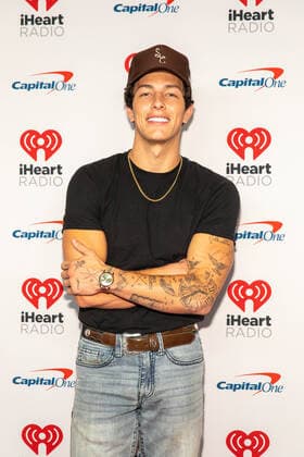 September 23, 2022, Las Vegas, Nevada, U.S: TAYLER HOLDER arrives at the 2022 iHeartRadio Music Festival in Las Vegas, Nevada Las Vegas U.S. - ZUMAs135 20220923_zap_s135_040 Copyright: xDanielxDeSloverx
