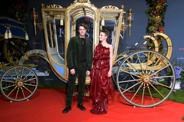 Philip Froissant and Devrim Lingnau at the Influencer Event for the Netflix series The Empress in the Great Orangery of Charlottenburg Palace Berlin, 23 09 2022 Foto:xF.xKernx xFuturexImage