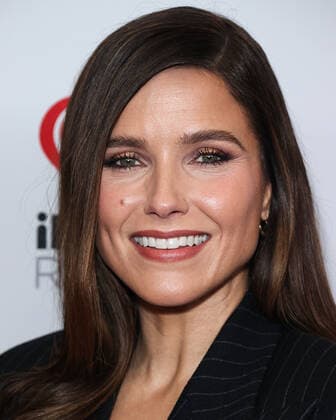 2022 iHeartRadio Music Festival - Night 1 - Press Room Sophia Bush poses in the press room at the 2022 iHeartRadio Music Festival - Night 1 held at the T-Mobile Arena on September 23, 2022 in Las Vegas, Nevada, United States. T-Mobile Arena, Las Vegas, Nevada Nevada United States  Copyright: xImagexPressxAgencyx originalFilename: collin-2022ihea220924_np7Xo.jpg