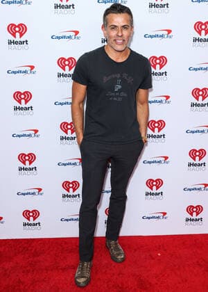 2022 iHeartRadio Music Festival - Night 1 - Press Room Edwin Arroyave poses in the press room at the 2022 iHeartRadio Music Festival - Night 1 held at the T-Mobile Arena on September 23, 2022 in Las Vegas, Nevada, United States. T-Mobile Arena, Las Vegas, Nevada Nevada United States  Copyright: xImagexPressxAgencyx originalFilename: collin-2022ihea220924_npvJs.jpg