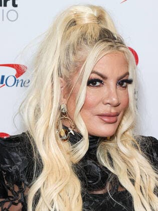 2022 iHeartRadio Music Festival - Night 1 - Press Room Tori Spelling poses in the press room at the 2022 iHeartRadio Music Festival - Night 1 held at the T-Mobile Arena on September 23, 2022 in Las Vegas, Nevada, United States. T-Mobile Arena, Las Vegas, Nevada Nevada United States  Copyright: xImagexPressxAgencyx originalFilename: collin-2022ihea220924_npoKf.jpg