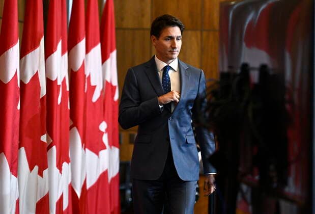 September 24, 2022, Ottawa, ON, CAN: Prime Minister Justin Trudeau arrives for a news conference on the federal government s response to Hurricane Fiona, in Ottawa, on Saturday, Sept. 24, 2022. Ottawa CAN  - ZUMAc35_ 20220924_zaf_c35_081 Copyright: xJustinxTangx