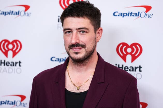 2022 iHeartRadio Music Festival - Night 2 - Press Room Marcus Mumford poses in the press room at the 2022 iHeartRadio Music Festival - Night 2 held at the T-Mobile Arena on September 24, 2022 in Las Vegas, Nevada, United States. T-Mobile Arena, Las Vegas, Nevada Nevada United States  Copyright: xImagexPressxAgencyx originalFilename: collin-2022ihea220925_npidB.jpg