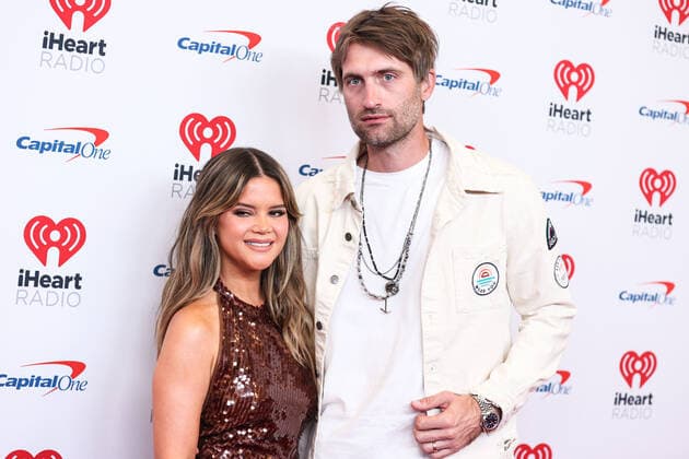 2022 iHeartRadio Music Festival - Night 2 - Press Room Maren Morris and husband Ryan Hurd pose in the press room at the 2022 iHeartRadio Music Festival - Night 2 held at the T-Mobile Arena on September 24, 2022 in Las Vegas, Nevada, United States. T-Mobile Arena, Las Vegas, Nevada Nevada United States  Copyright: xImagexPressxAgencyx originalFilename: collin-2022ihea220925_npUlQ.jpg