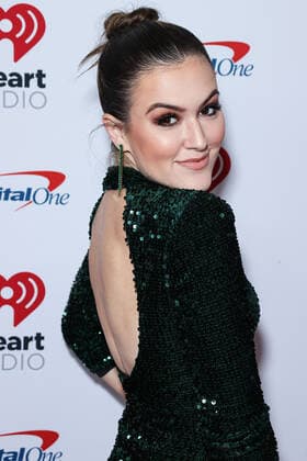 2022 iHeartRadio Music Festival - Night 2 - Press Room Cassie DiLaura poses in the press room at the 2022 iHeartRadio Music Festival - Night 2 held at the T-Mobile Arena on September 24, 2022 in Las Vegas, Nevada, United States. T-Mobile Arena, Las Vegas, Nevada Nevada United States  Copyright: xImagexPressxAgencyx originalFilename: collin-2022ihea220925_npLal.jpg