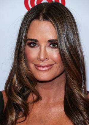 2022 iHeartRadio Music Festival - Night 2 - Press Room Kyle Richards poses in the press room at the 2022 iHeartRadio Music Festival - Night 2 held at the T-Mobile Arena on September 24, 2022 in Las Vegas, Nevada, United States. T-Mobile Arena, Las Vegas, Nevada Nevada United States  Copyright: xImagexPressxAgencyx originalFilename: collin-2022ihea220925_npOxi.jpg