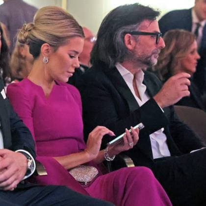 Verleihung Europäischer Kulturpreis 2022 Konzeptkünstler Niclas Castello mit Ehefrau Sylvie Meis. Verleihung der Europäischen Kulturpreise am 24.09.2022 in der Tonhalle Zürich. Kanton Zürich, Schweiz. *** European Culture Prize 2022 award ceremony Conceptual artist Niclas Castello with wife Sylvie Meis European Culture Prize award ceremony on 24 09 2022 at the Tonhalle Zurich Canton Zurich, Switzerland