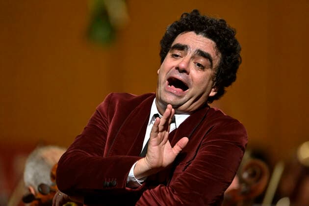 25 09 2022, International Classical Festival Festival of Nations 2022 at the Kurhaus Bad Wörishofen in Unterallgäu, gala concert with singer Rolando Villazon tenor , 25 09 2022, Classical Festival Bad Wörishofen 25 09 2022, Classical Festival Bad Wörishofen