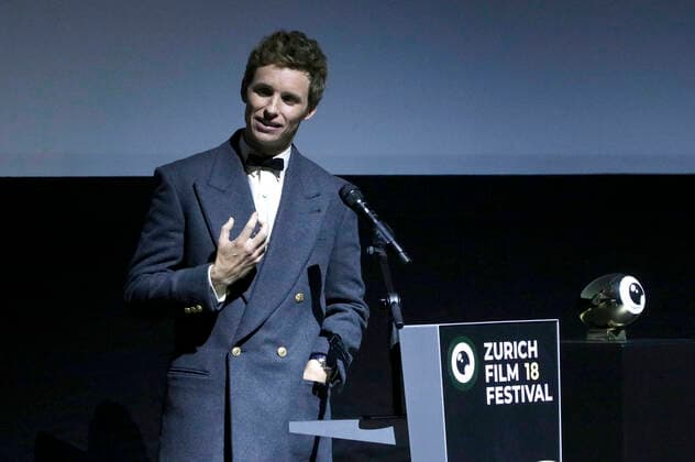 Eddie Redmayne receiving the Golden Eye Award at the screening of the Netflix film The Good Nurse at the 18 Zurich Film Festival 2022 at the Kongresshaus Zurich Zurich, 25 09 2022. Foto:xA.xBuggex xFuturexImage