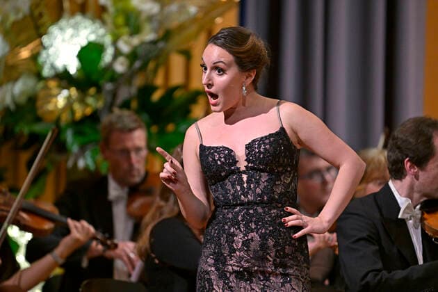 25 09 2022, International Classical Festival Festival of Nations 2022 at the Kurhaus Bad Wörishofen in Unterallgäu, gala concert with singer Emily Pogorelc soprano , Philharmonic Orchestra Baden Baden under the baton of conductor Guerassim Voronkov 25 09 2022, Classical Festival Bad Wörishofen 25 09 2022, Classical Festival Bad Wörishofen