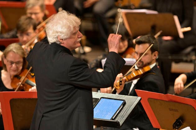 25 09 2022, International Classical Festival Festival of Nations 2022 in the Kurhaus Bad Wörishofen in Unterallgäu, gala concert with singer Rolando Villazon tenor , singer Emily Pogorelc soprano , Philharmonic Orchestra Baden Baden under the baton of conductor Guerassim V
