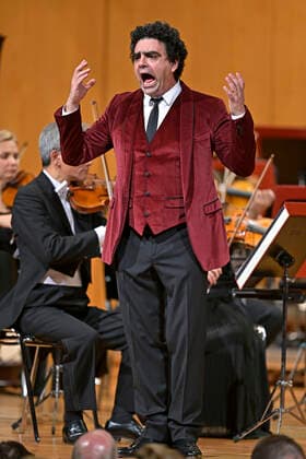 25 09 2022, International Classical Festival Festival of Nations 2022 at the Kurhaus Bad Wörishofen in Unterallgäu, gala concert with singer Rolando Villazon tenor , singer Emily Pogorelc soprano , Philharmonic Orchestra Baden Baden 25 09 2022, Classical Festival Bad Wörishofen 25 09 2022, Classical Festival Bad Wörishofen