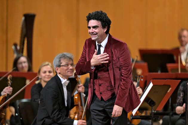 25 09 2022, International Classical Festival Festival of Nations 2022 at the Kurhaus Bad Wörishofen in Unterallgäu, gala concert with singer Rolando Villazon tenor , singer Emily Pogorelc soprano , Philharmonic Orchestra Baden Baden 25 09 2022, Classical Festival Bad Wörishofen 25 09 2022, Classical Festival Bad Wörishofen
