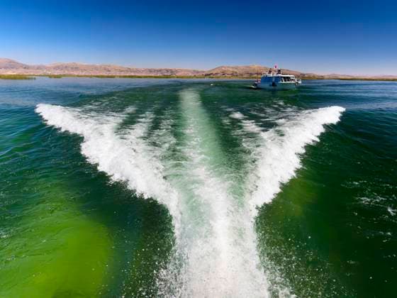 Wake of a pleasure boat on Lake Titicaca, Peru JonxBowerxatxApexphotos 4053_14_POI_L_PERU_000574