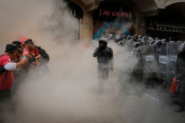 September 26, 2022, Mexico, Mexico: Protesters clash with police officers during a demonstration to commemorate the 8th anniversary of the disappearance of the 43 Ayotzinapa students. On the night of September 26, 2014, 43 students from the Raoel Isidro Burgos Rural Normal School located in Iguala, Guerrero, were victims of forced disappearance by members of public security from the state of Guerrero and federal military security..The students had allegedly tried to hijack trucks to use for their protests. Mexico Mexico - ZUMAs197 20220926_zaa_s197_341 Copyright: xGuillermoxDiazx