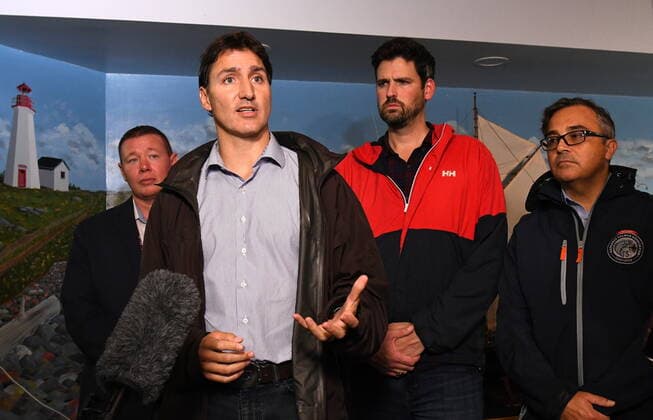 September 27, 2022, Sydney, NS, Canada: Prime Minister Justin Trudeau speaks to the media at the Canadian Coast Guard College in Westmount as he inspects the extensive damage caused by post-tropical storm Fiona in Sydney, N.S. on Tuesday, September 27, 2022. Sydney Canada  - ZUMAc35_ 20220927_zaf_c35_136 Copyright: xVaughanxMerchantx