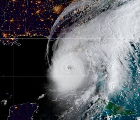September 28, 2022, MODIS NOAA, EARTH ORBIT: View as first light strikes the eastern United States showing Hurricane Ian as it moves closer to the west coast of Florida as a Category 4 dangerous storm fed by the warm waters of the Gulf of Mexico as seen from the GEOS NOAA satellite, September 28, 2022 in Earth Orbit. MODIS NOAA EARTH ORBIT - ZUMAp138 20220928_zaa_p138_002 Copyright: xGeosxNoaa Noaax