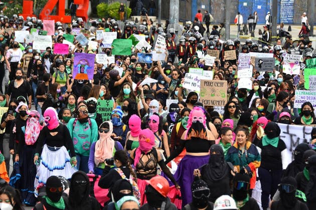 Global Strike Demand Decriminalization Of Abortion September 28, 2022, Mexico City, Mexico: Women Join the global feminist strike to demand decriminalization of abortion during the Global Day of Action for access to safe and legal abortion. on September 28, 2022 in Mexico City, Mexico. (Photo by Carlos Tischler Eyepix Group) Copyright: xCarlosxTischlerx xEyepixxGroupx CT_28092022_77844