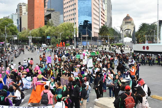 Global Strike Demand Decriminalization Of Abortion September 28, 2022, Mexico City, Mexico: Women Join the global feminist strike to demand decriminalization of abortion during the Global Day of Action for access to safe and legal abortion. on September 28, 2022 in Mexico City, Mexico. (Photo by Carlos Tischler Eyepix Group) Copyright: xCarlosxTischlerx xEyepixxGroupx CT_28092022_77845