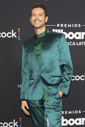 Alfredo Lomeli arrives on the red carpet at the 2022 Latin Billboard Music Awards at the University of Miami, Watsco Center, Thursday, September 29, 2022 in Coral Gables, Florida. 1 MIA20220929115 GARYxIxROTHSTEIN