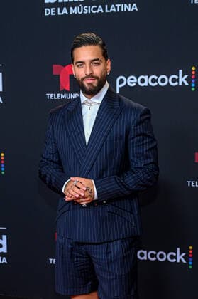 Colombian singer Maluma poses upon his arrival at the red carpet of the Billboard Latin Music Awards, at the Watsco Center in Coral Gables, Florida, USA, 29 September 2022. Luxury brands and haute couture houses abounded on the varied red carpet of the 2022 edition of the Billboard Latin Music Awards, in which the most striking thing was the absence of the artists with the most nominations. 2022 Billboard Latin Music Awards Red Carpet !ACHTUNG: NUR REDAKTIONELLE NUTZUNG!  Copyright: xGiorgioxVierax USA688 20220930-eca3bda5a3e3febc3778e1dcc5e60c6f7b681693