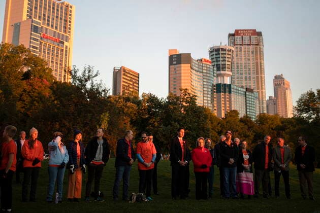 September 30, 2022, Niagara Falls, ON, Canada: Prime Minister Justin Trudeau takes part in a sunrise ceremony to mark the National Day of Truth and Reconciliation in Niagara Falls, Ont. on Friday, September 30, 2022. Niagara Falls Canada  - ZUMAc35_ 20220930_zaf_c35_004 Copyright: xNickxIwanyshynx