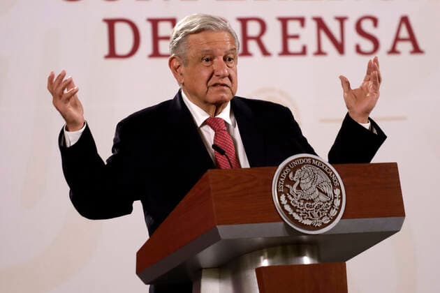 September 30, 2022, Mexico City, Mexico: Mexican President, Andres Manuel Lopez Obrador, gesticulates while speak during his daily briefing conference at the National Palace. on September 30, 2022 in Mexico City, Mexico. Mexico City Mexico - ZUMAe321 20220930_zia_e321_003 Copyright: xLuisxBarronxEyepixxGroupx
