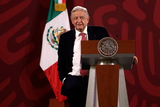 September 30, 2022, Mexico City, Mexico: Mexican President, Andres Manuel Lopez Obrador, gesticulates while speak during his daily briefing conference at the National Palace. on September 30, 2022 in Mexico City, Mexico. Mexico City Mexico - ZUMAe321 20220930_zia_e321_009 Copyright: xLuisxBarronxEyepixxGroupx