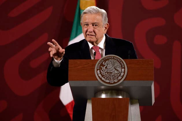 September 30, 2022, Mexico City, Mexico: Mexican President, Andres Manuel Lopez Obrador, gesticulates while speak during his daily briefing conference at the National Palace. on September 30, 2022 in Mexico City, Mexico. Mexico City Mexico - ZUMAe321 20220930_zia_e321_014 Copyright: xLuisxBarronxEyepixxGroupx