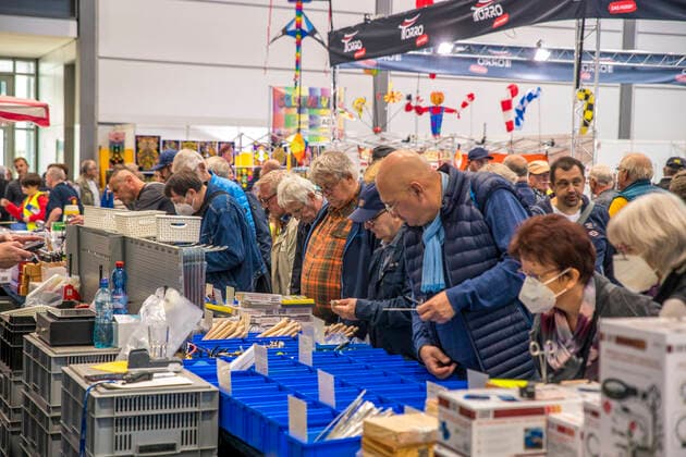 The Model Hobby Game 2022 has begun at the Leipzig Exhibition Centre For three days in the halls of the New Leipzig Trade Fair everything revolves around model making, board games, toys, handicrafts and sports 100000 visitors are expected