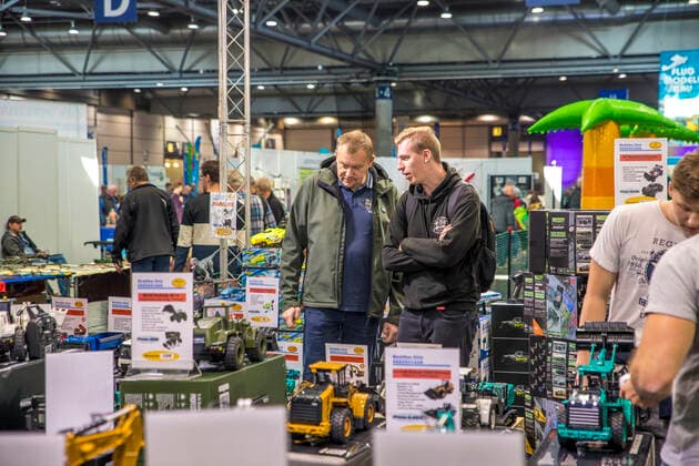The Model Hobby Game 2022 has begun at the Leipzig Exhibition Centre For three days in the halls of the New Leipzig Trade Fair everything revolves around model making, board games, toys, handicrafts and sports 100000 visitors are expected