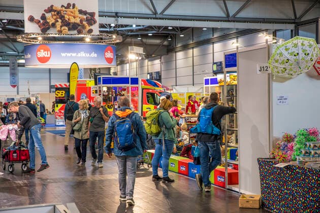 The Model Hobby Game 2022 has begun at the Leipzig Exhibition Centre For three days in the halls of the New Leipzig Trade Fair everything revolves around model making, board games, toys, handicrafts and sports 100000 visitors are expected