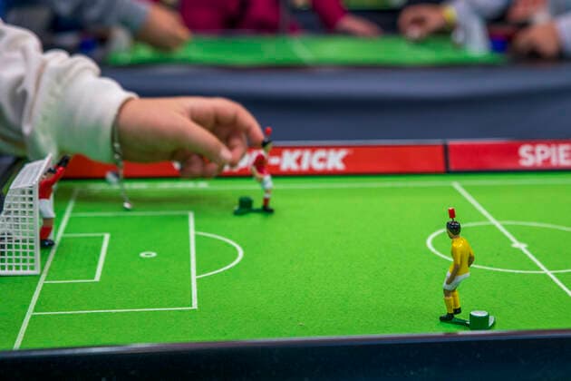 The Model Hobby Game 2022 has begun at the Leipzig Exhibition Center For three days in the halls of the New Leipzig Trade Fair everything revolves around model making, board games, toys, crafts and sports 100000 visitors are expected Here the popular soccer board game Tip Kick