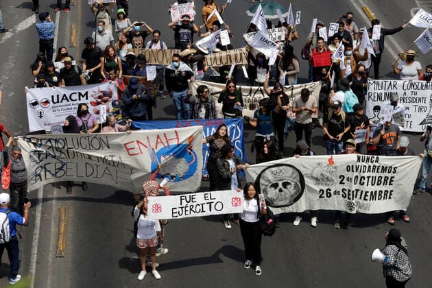 Commemoration Of The 54 years of the Tlatelolco massacre October 2, 2022, Mexico City, Mexico: Thousands of students, citizens and activists take part during the march for the 54th anniversary of the massacre of students and civilians in the Plaza de las Tres Culturas in 1968 in Tlatelolco in Mexico City. on October 2, 2022 in Mexico City, Mexico. (Photo by Luis Barron Eyepix Group). Copyright: xLuisxBarronx xEyepixxGroupx LB_02102022_77995