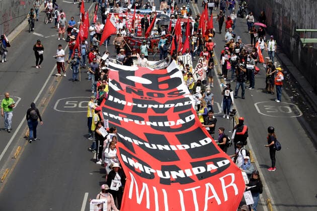 Commemoration Of The 54 years of the Tlatelolco massacre October 2, 2022, Mexico City, Mexico: Thousands of students, citizens and activists take part during the march for the 54th anniversary of the massacre of students and civilians in the Plaza de las Tres Culturas in 1968 in Tlatelolco in Mexico City. on October 2, 2022 in Mexico City, Mexico. (Photo by Luis Barron Eyepix Group). Copyright: xLuisxBarronx xEyepixxGroupx LB_02102022_77999