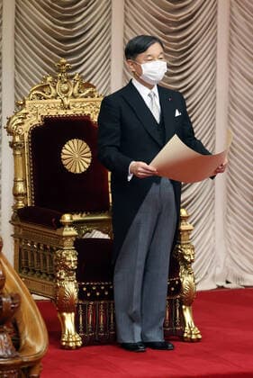 Entertainment Themen der Woche KW40 October 3, 2022, Tokyo, Japan - Japanese Emperor Naruhito gives an opening oath at the opening ceremony of an extraordinary parliament session at the National Diet in Tokyo on Monday, October 3, 2022. Prime Minister Fumio Kishida delivers his policy speech at Lower House s plenary session.  , aflo_200254799.jpg,