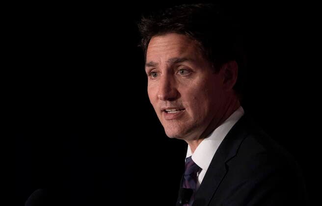 October 3, 2022, Ottawa, ON, Canada: Prime Minister Justin Trudeau speaks during during the Prime Ministers Awards ceremony on Monday, October 3, 2022 in Ottawa. Ottawa Canada  - ZUMAc35_ 20221003_zaf_c35_086 Copyright: xAdrianxWyldx