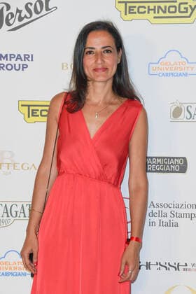 October 4, 2022, Rome, Italy: Esma Cakir attends at the red carpet of the Globo d oro award 2022 at the Auditorium Parco Della Musica. Rome Italy - ZUMAs197 20221004_zaa_s197_390 Copyright: xCartellixMariox