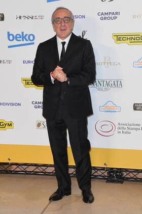 October 4, 2022, Rome, Italy: Silvio Orlando attends at the red carpet of the Globo d oro award 2022 at the Auditorium Parco Della Musica. Rome Italy - ZUMAs197 20221004_zaa_s197_389 Copyright: xCartellixMariox