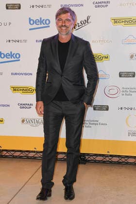 October 4, 2022, Rome, Italy: Beppe Convertini attends at the red carpet of the Globo d oro award 2022 at the Auditorium Parco Della Musica. Rome Italy - ZUMAs197 20221004_zaa_s197_391 Copyright: xCartellixMariox