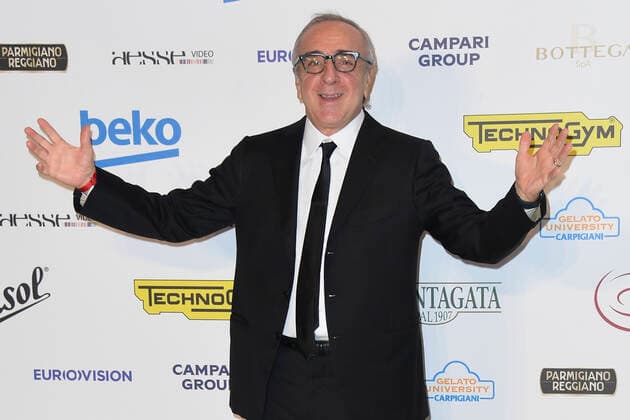October 4, 2022, Rome, Italy: Silvio Orlando attends at the red carpet of the Globo d oro award 2022 at the Auditorium Parco Della Musica. Rome Italy - ZUMAs197 20221004_zaa_s197_417 Copyright: xCartellixMariox