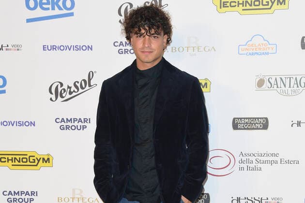 October 4, 2022, Rome, Italy: Leo Gassmann attends at the red carpet of the Globo d oro award 2022 at the Auditorium Parco Della Musica. Rome Italy - ZUMAs197 20221004_zaa_s197_428 Copyright: xCartellixMariox